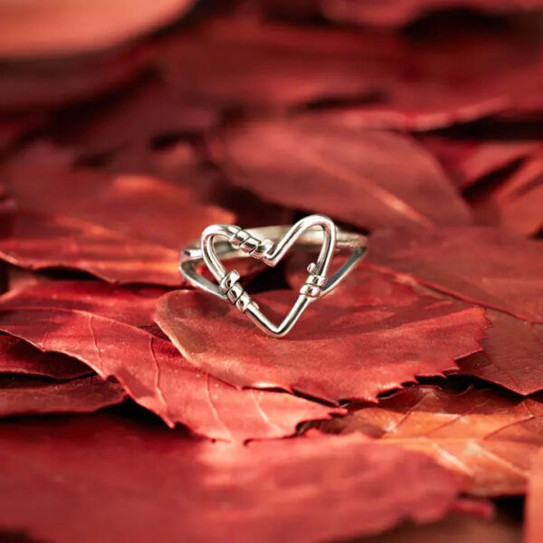 Valentines Days Gift Sterling Silver Heart Wire Ring - Image 3