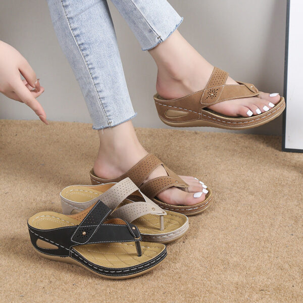 🔥#1 TRENDING SUMMER 2023🔥 Summer New Hollow Toe Clip Ladies Bone Orthopedic Leather Sandals