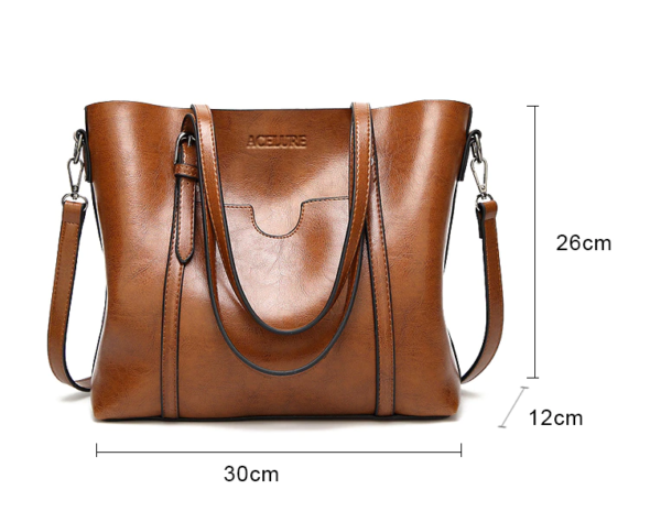 Women's Leather Luxury Shoulder Bag - Image 2