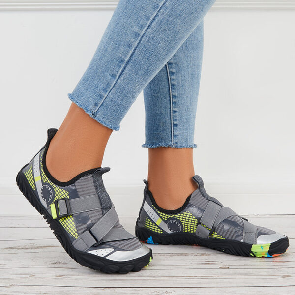 Women Buckle Decor Water Shoes Quick Drying Aqua Sneakers - Image 2